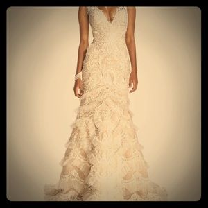 NWT Galina Signature Lace Gown Sz 10